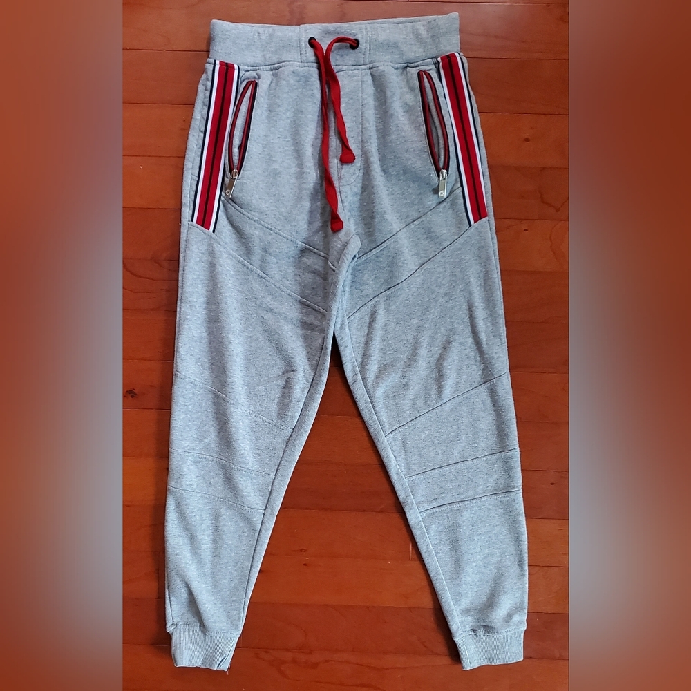 Akademiks Gray and Red Sweatpants with Tapered Fit